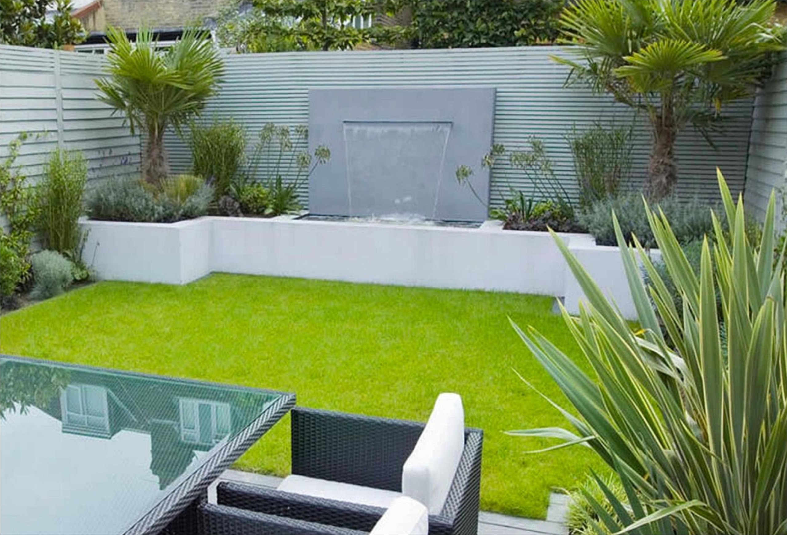 Garden design ideas for urban areas | Velvet Cushion